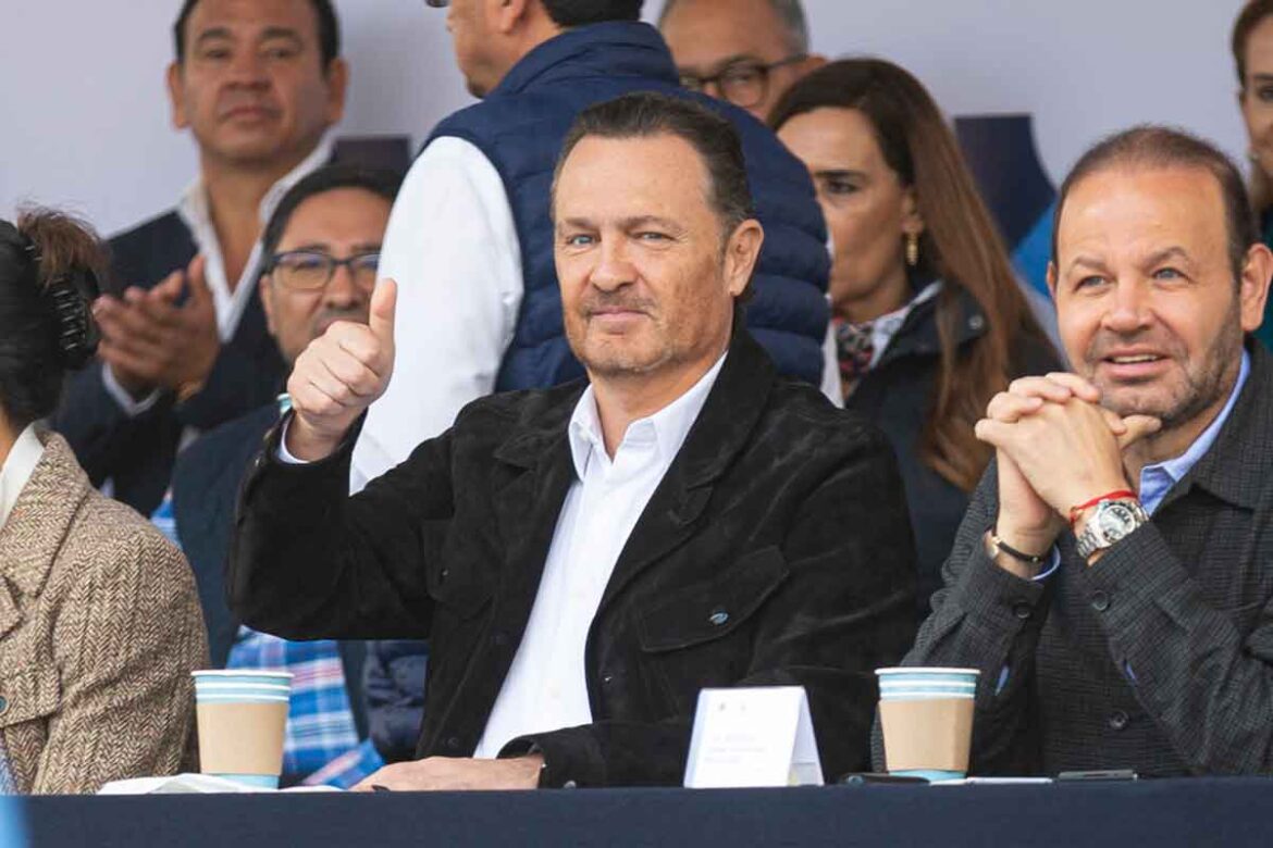 Mauricio Kuri encabeza desfile con motivo de la Revolución Mexicana