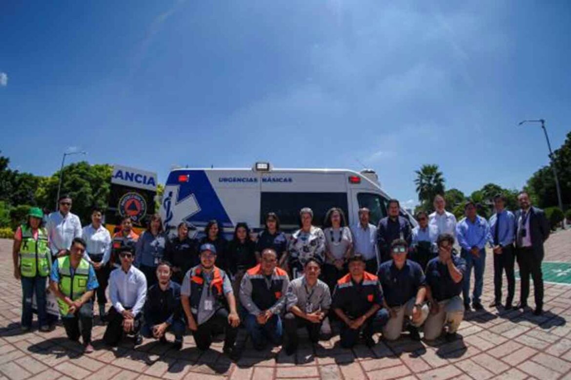 Otorgan premio a la UAQ por manejo de la contingencia