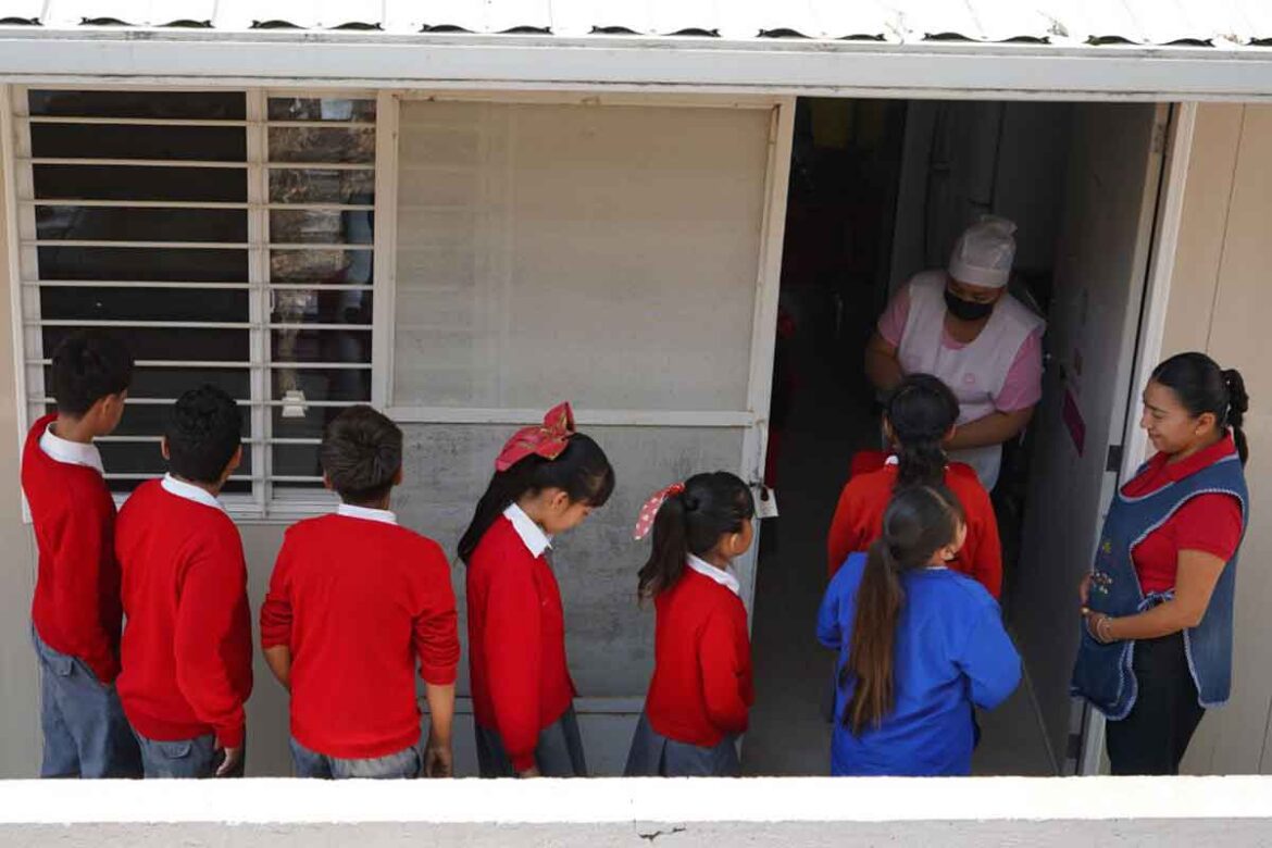 Beneficia Escuelas de Tiempo Completo a queretanos de educación básica