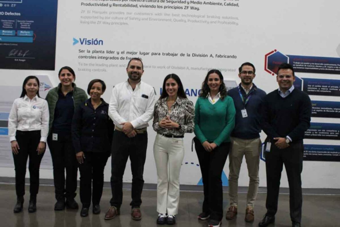 Visitan planta de empresa alemana en El Marqués