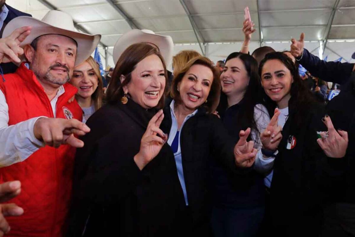 Xóchitl Gálvez, de visita en Querétaro