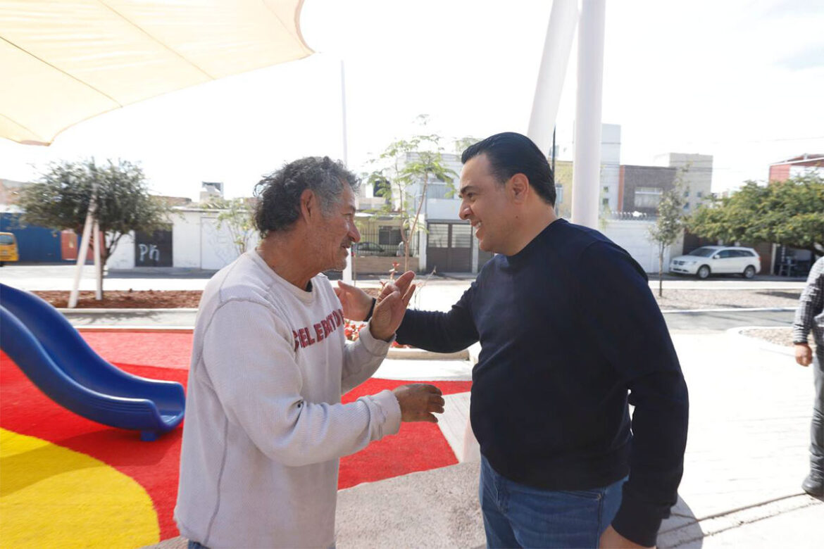 Entrega Nava rehabilitación de Parque Choles