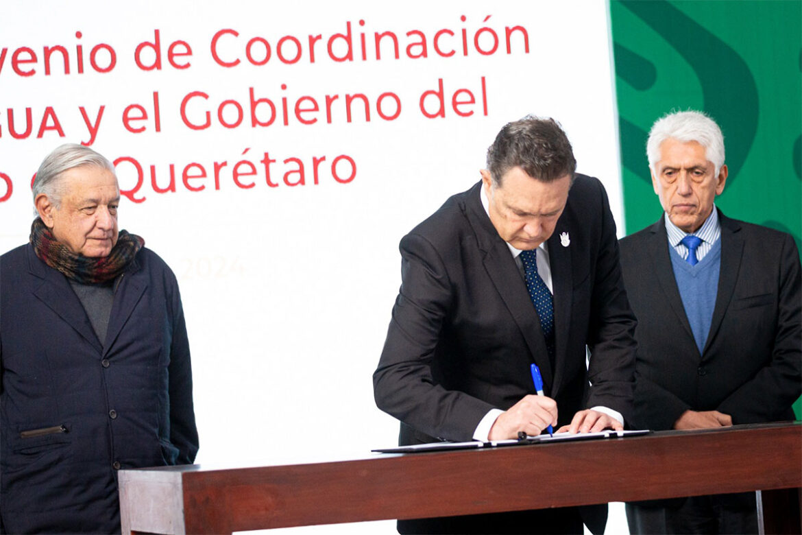 Firman convenio para garantizar abasto de agua en Querétaro