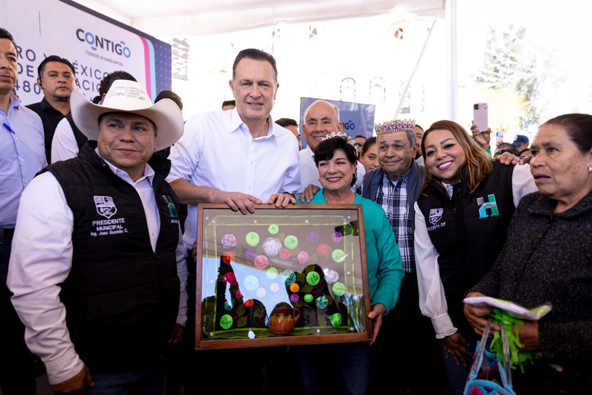 Kuri entrega obras de infraestructura urbana en Huimilpan
