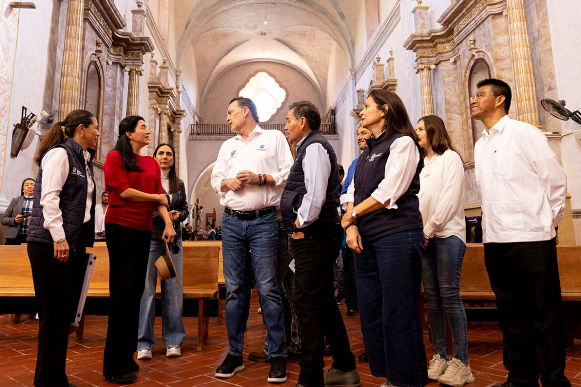 Kuri entrega restauración de la Misión de Santiago Apóstol