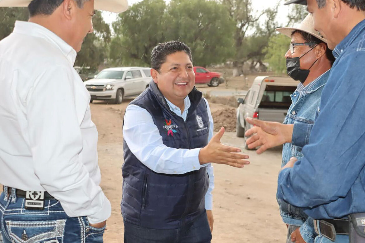 Miguel Martínez va por la alcaldía de Cadereyta