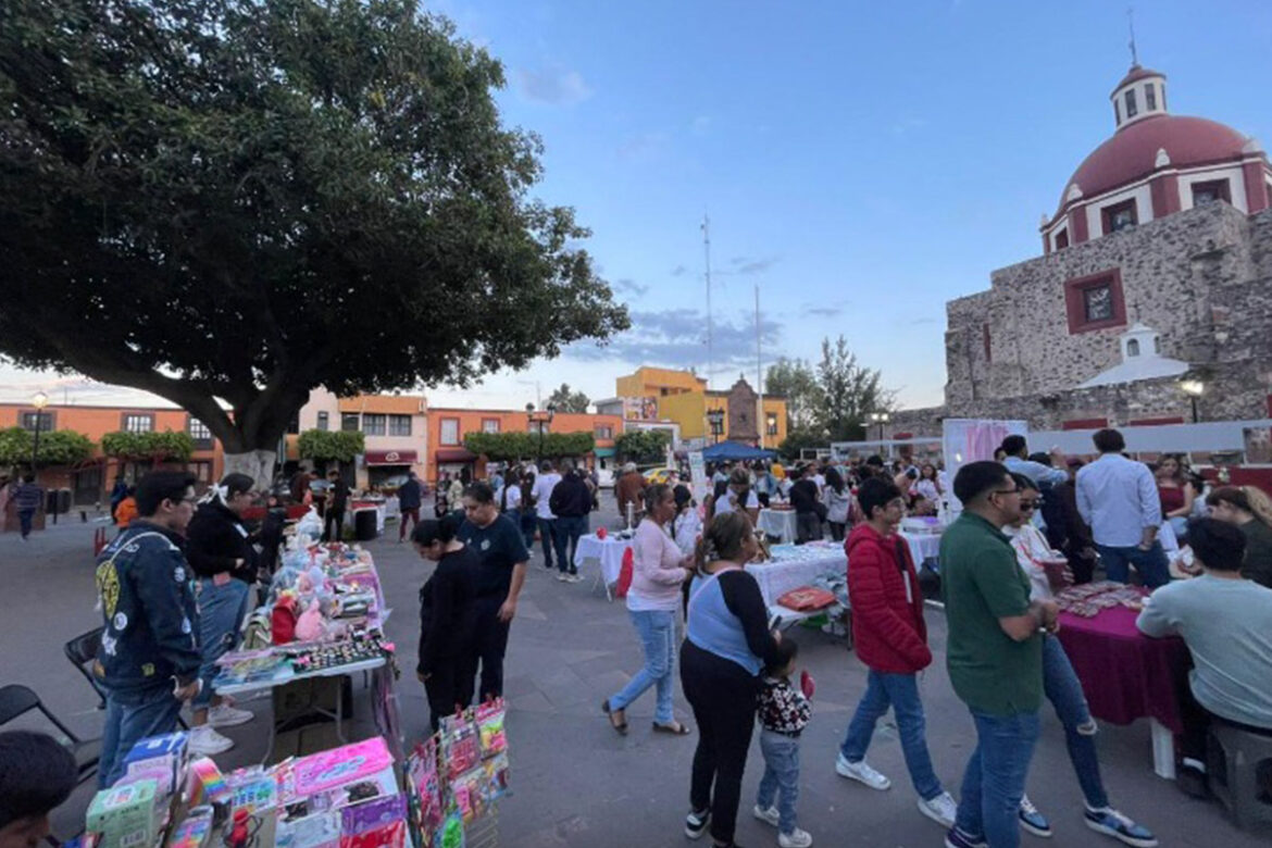 Realizan la Feria de Emprendimiento en Corregidora