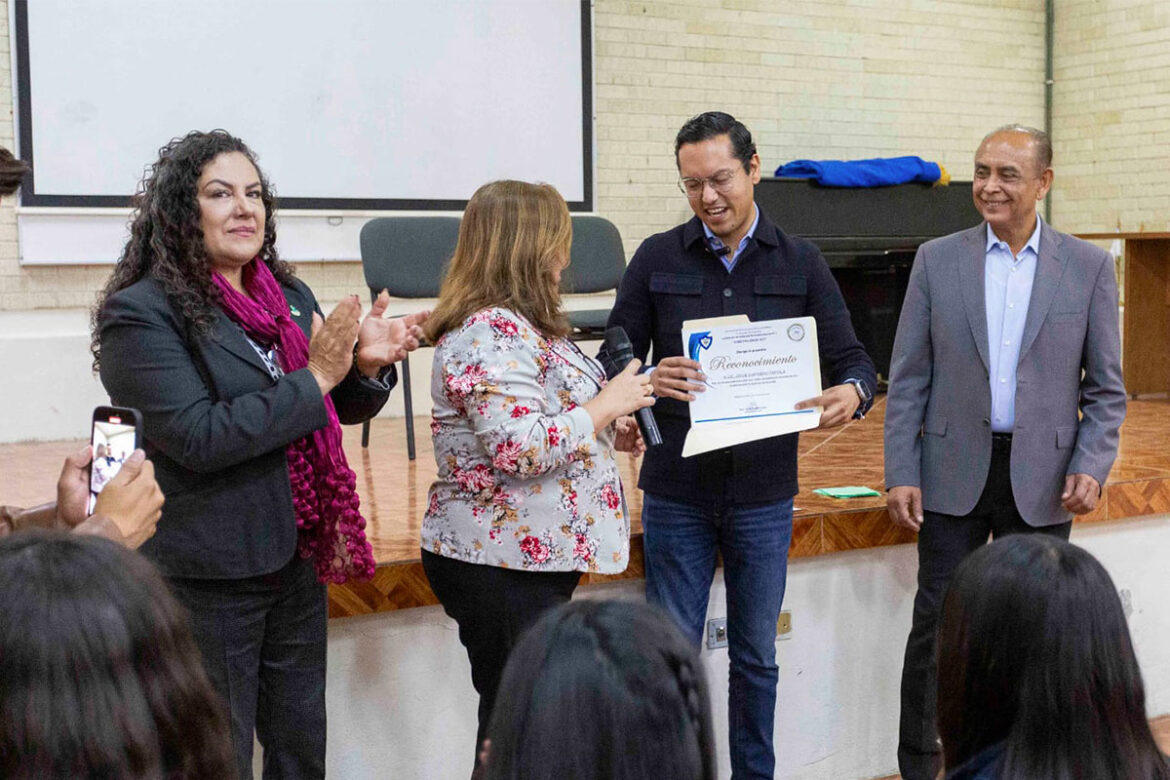 Abracen sus sueños y luchen por hacerlos realidad: 'Chepe'
