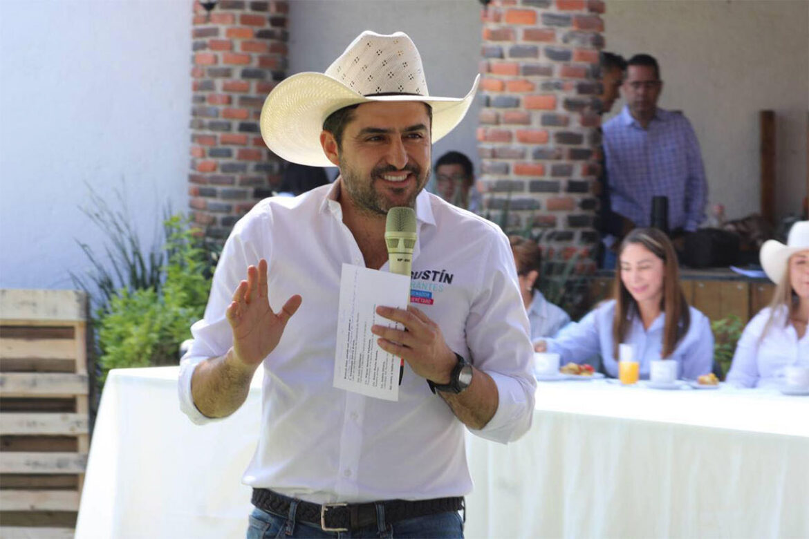 Agustín Dorantes promete apoyar al campo