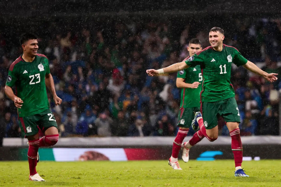 México quiere reeditar dominio ante Panamá