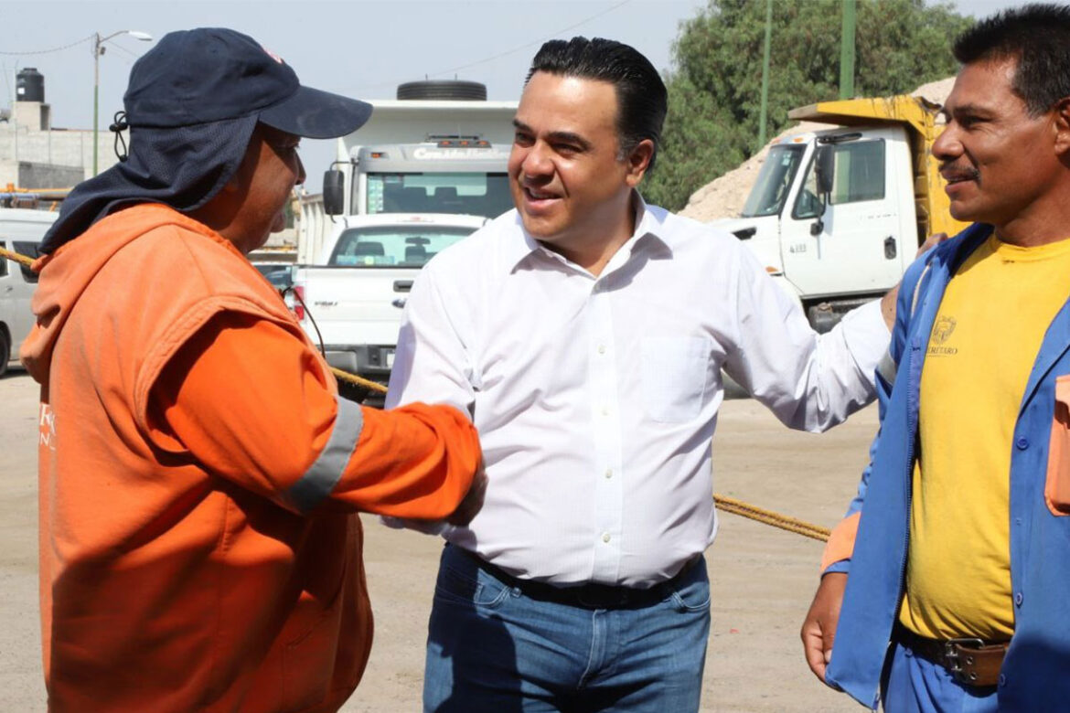 Festeja Obras Públicas Municipales del Día de la Santa Cruz