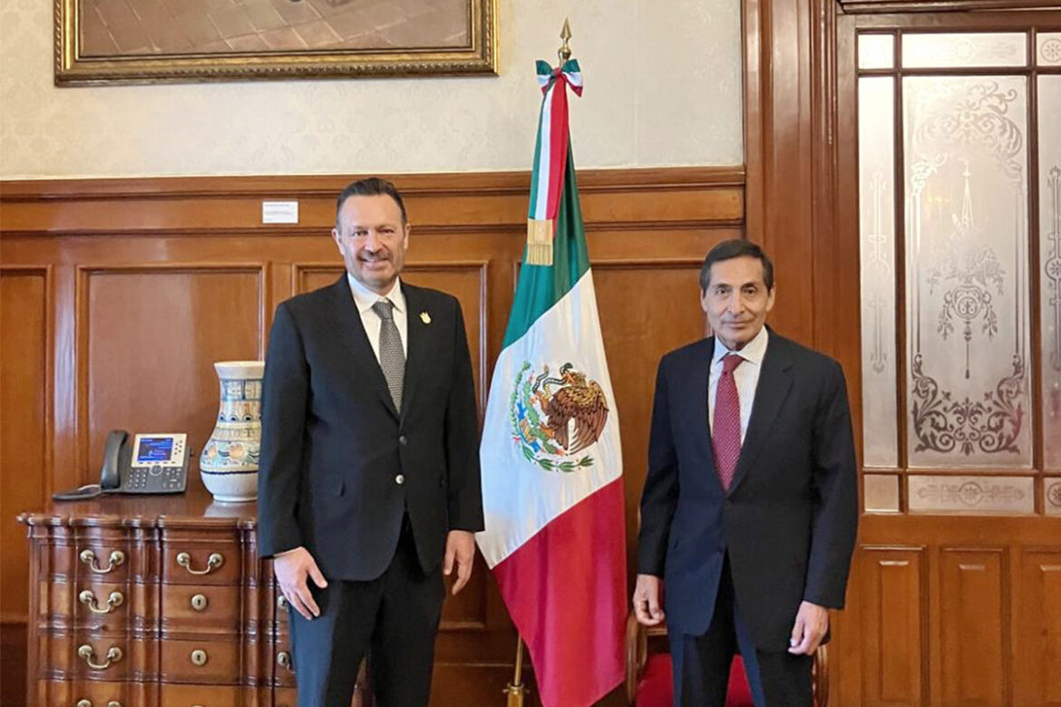 Kuri se reúne con Secretario Federal de Hacienda