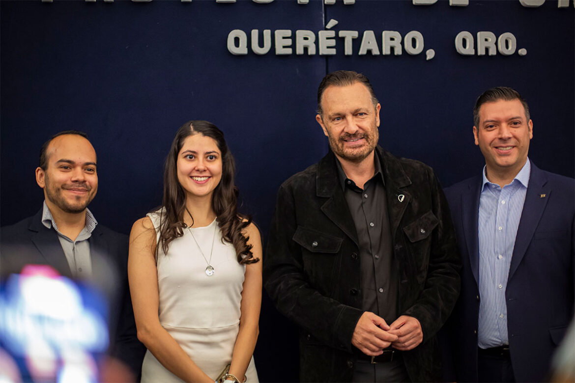 Encabeza Mauricio Kuri toma de protesta de Canirac
