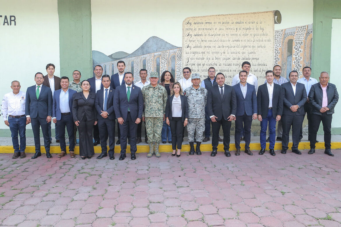 Autoridades establecen coordinación con alcaldes electos