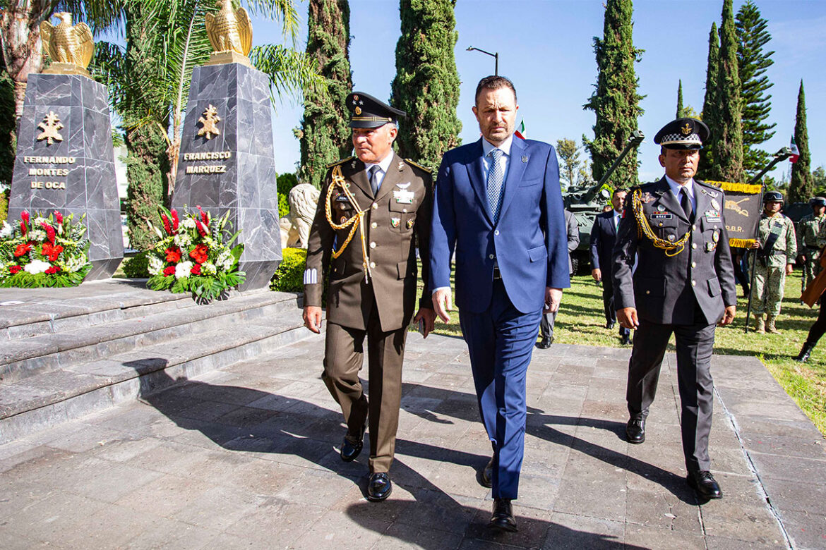 Kuri encabeza conmemoración de Los Niños Héroes de Chapultepec