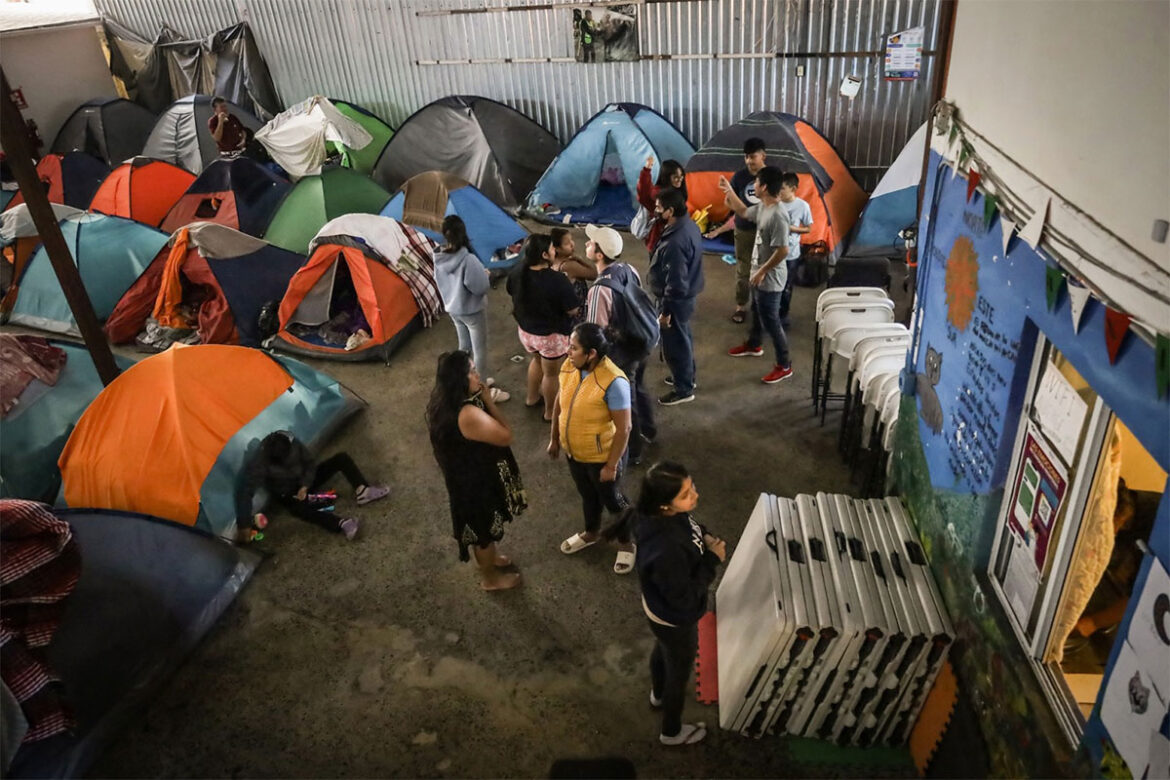 México alista albergues para recibir a deportados por Trump