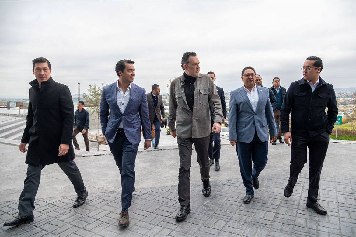 Suman esfuerzos por la transparencia y el combate a la corrupción