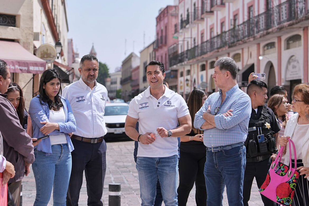 'Felifer' Macías entrega rehabilitación de obra en el Centro Histórico