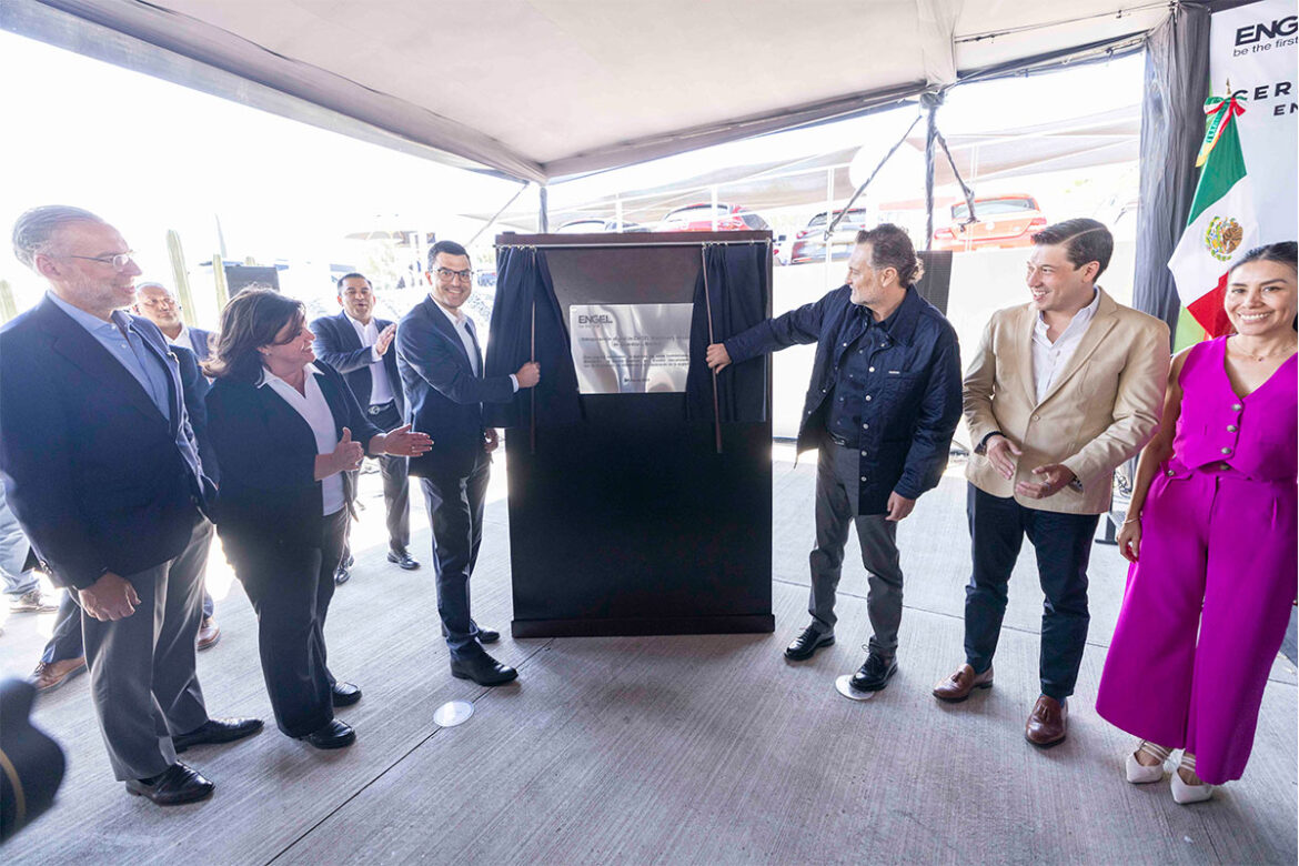 Mauricio Kuri encabeza apertura de expansión de ENGEL Machinery México