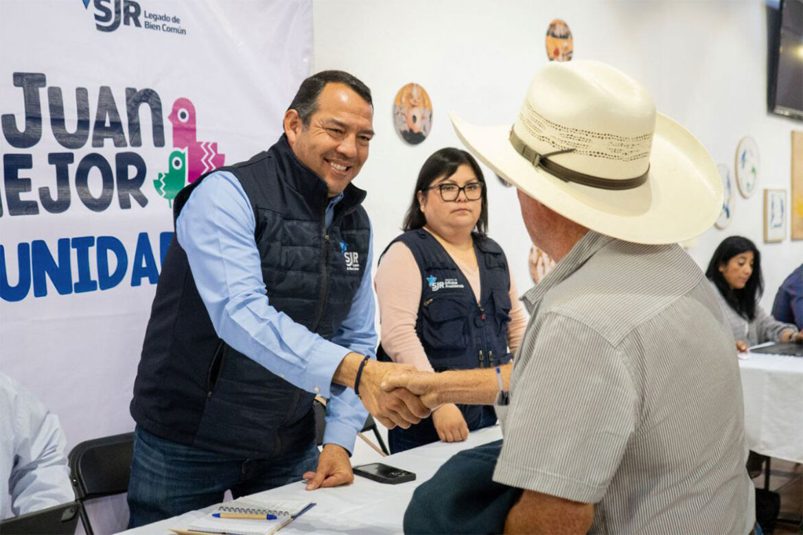 Roberto Cabrera encabeza 'Encuentro con Autoridades Auxiliares'