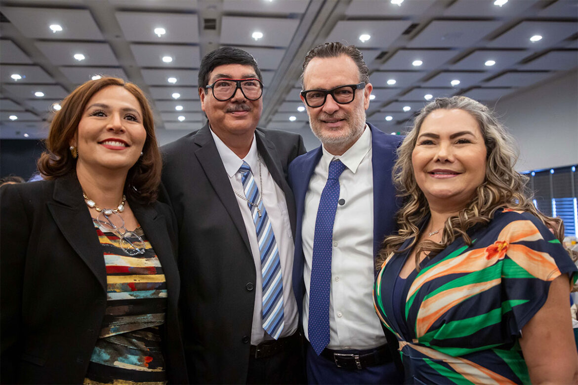 Mauricio Kuri reconoce a maestros como constructores de igualdad y de futuro