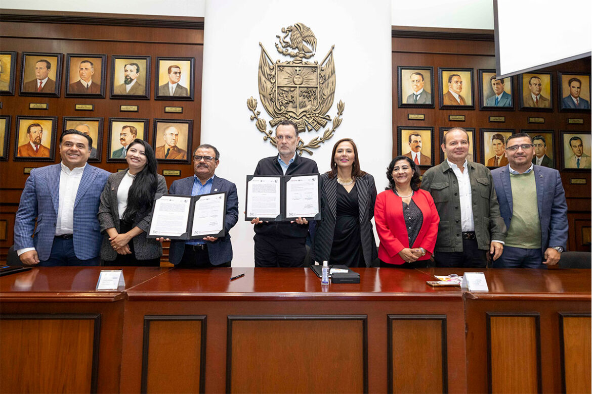 Gobierno impulsa oportunidades de aprendizaje para adultos