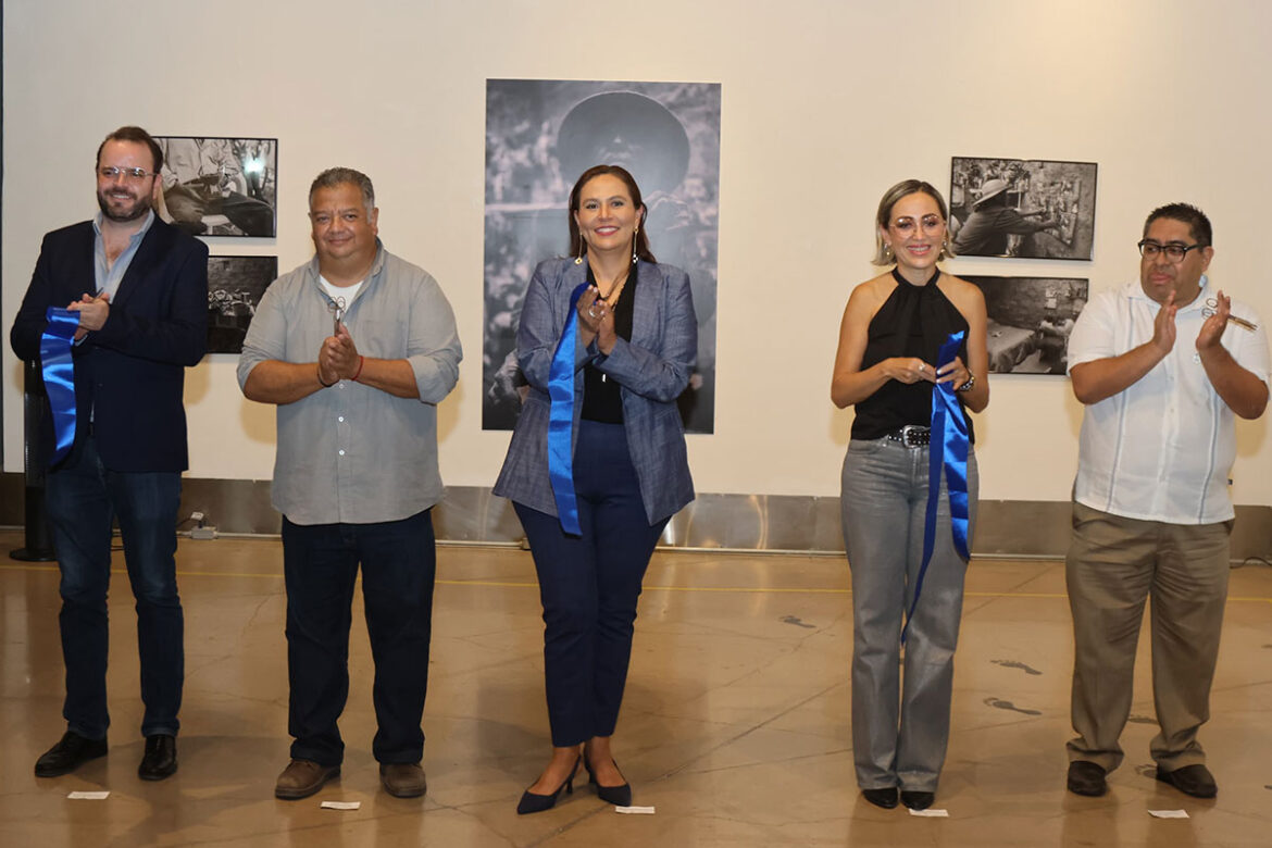 Martha Soto inaugura exposición fotográfica 'La Vida en el Picacho'