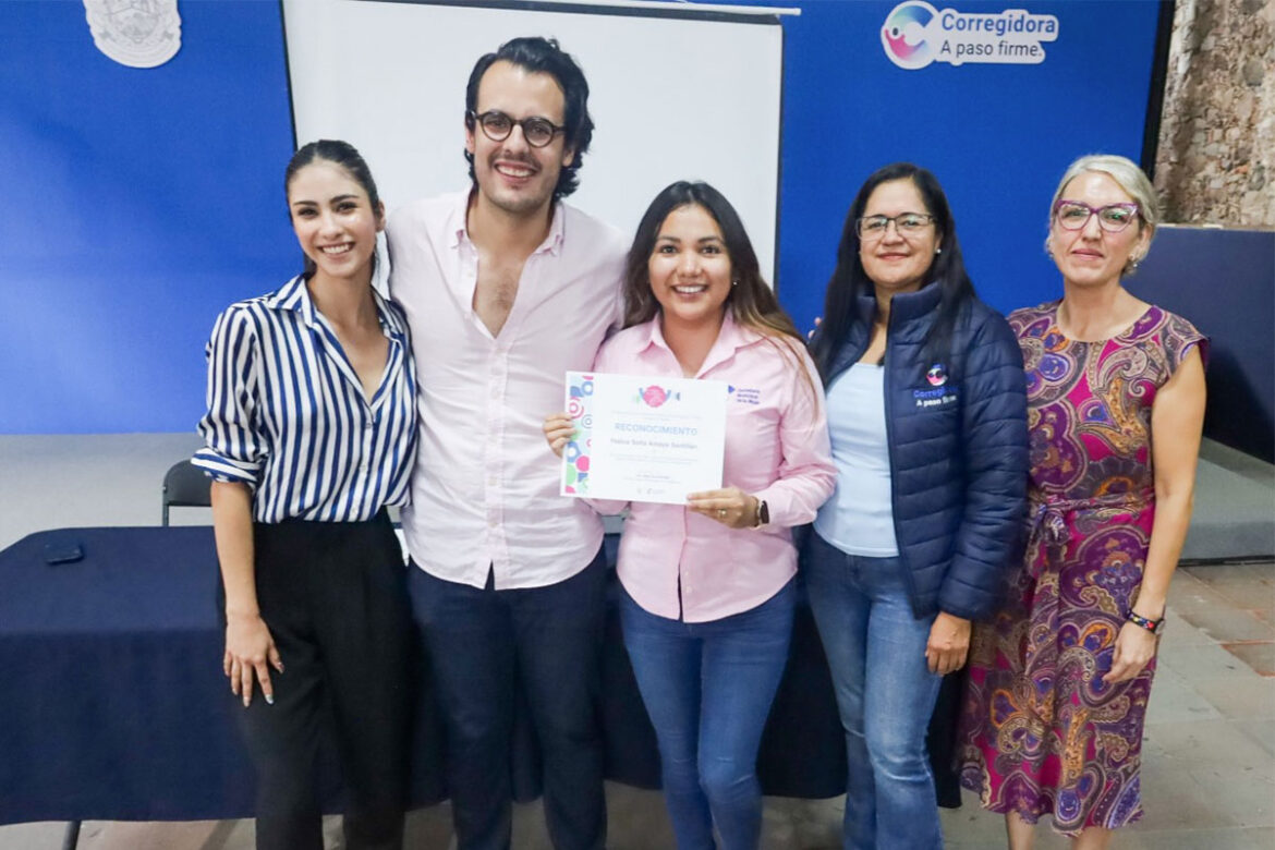 En Corregidora, concluyen taller de Lengua de Señas Mexicana