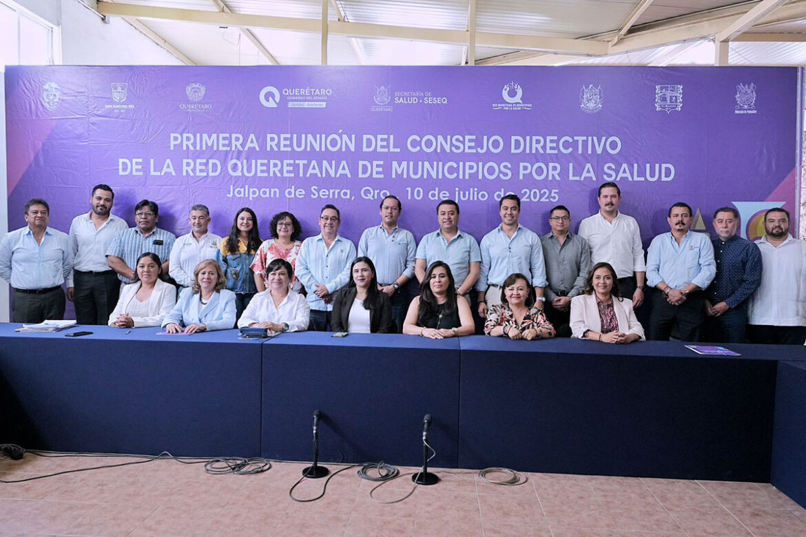 'Felifer' asiste a reunión del Consejo Directivo de la Red Queretana de Municipios por la Salud