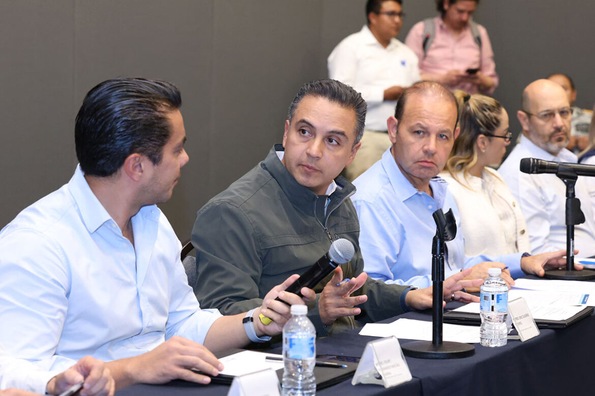 Autoridades se reúnen para seguimiento de acciones ante lluvias