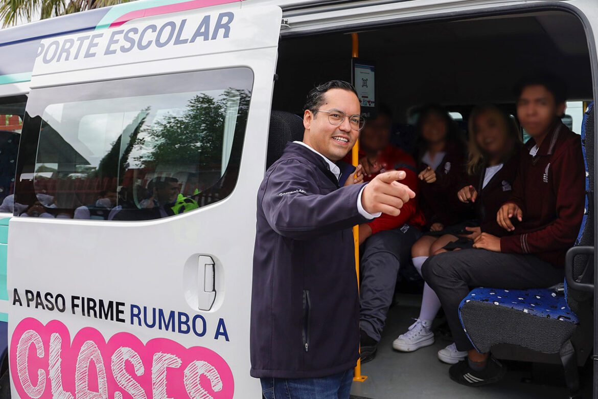 'Chepe' Guerrero se reúne con estudiantes del programa 'Transporte Escolar Gratuito'