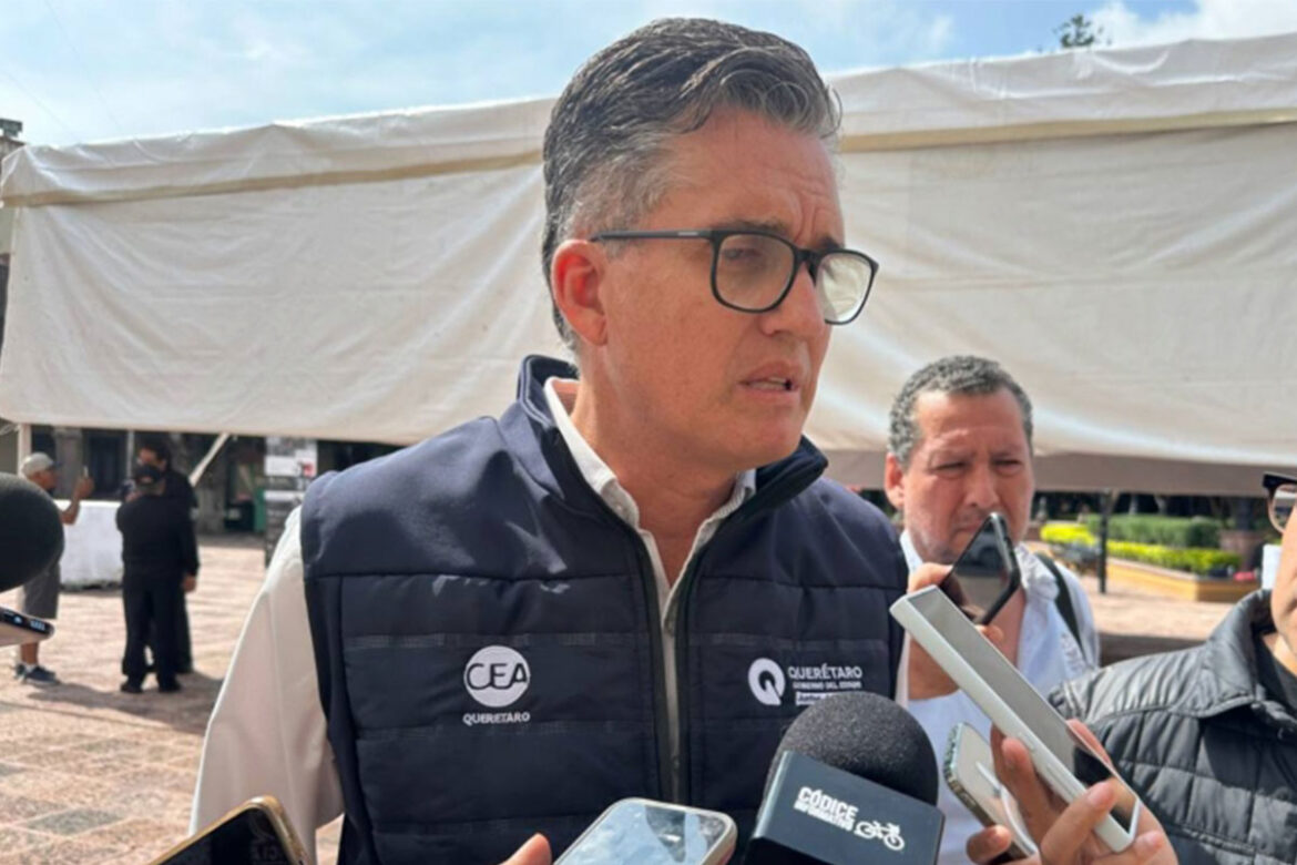 Inicia desfogue en la presa de Zimapán