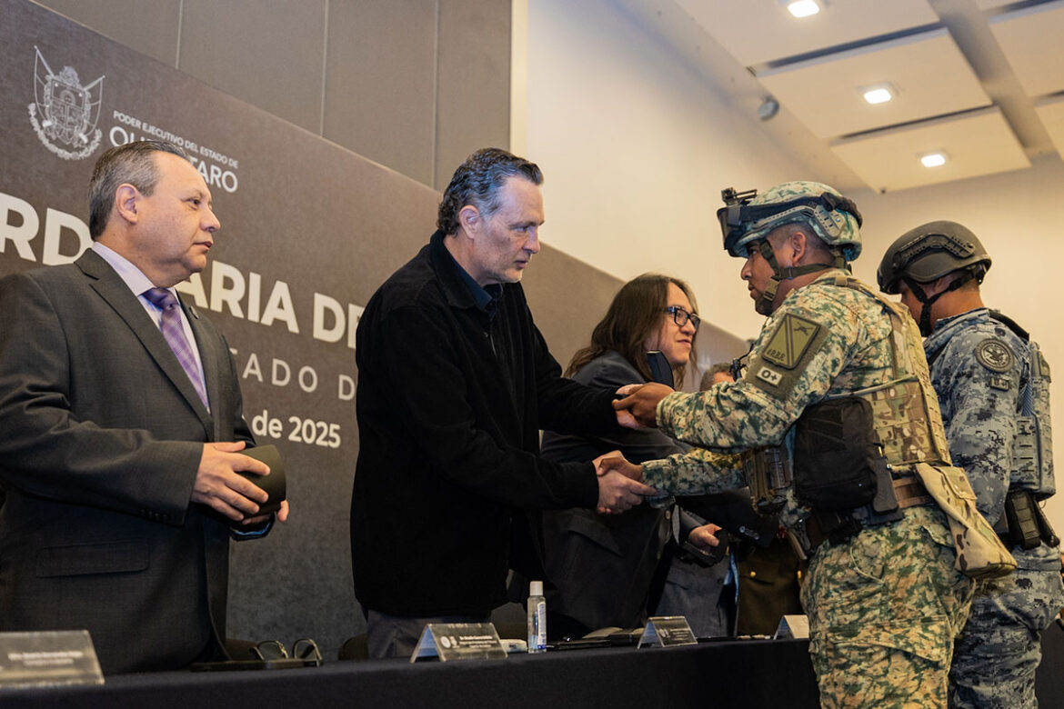 Mauricio Kuri reconoce a las corporaciones de seguridad