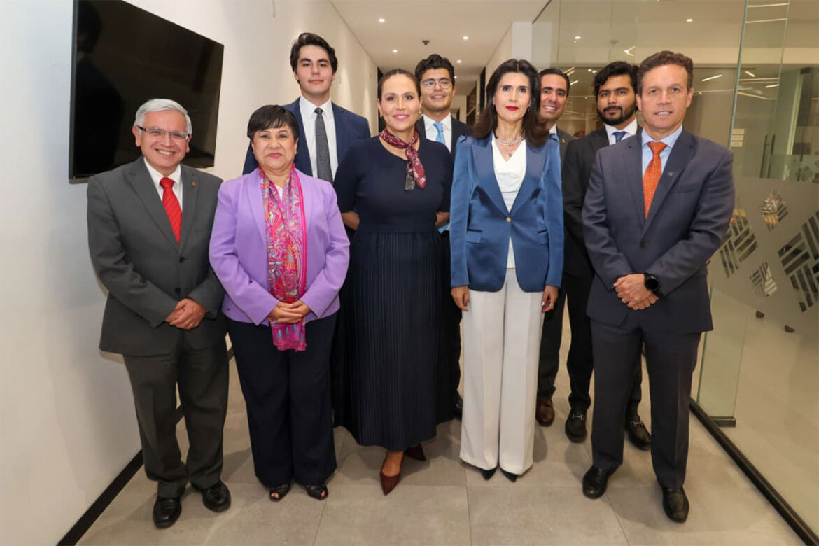 Encabeza Martha Soto Foro Liderazgo y Trayectoria