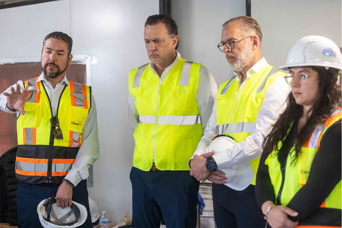 Kuri supervisa construcción de la Subestación de Maniobras de Energía
