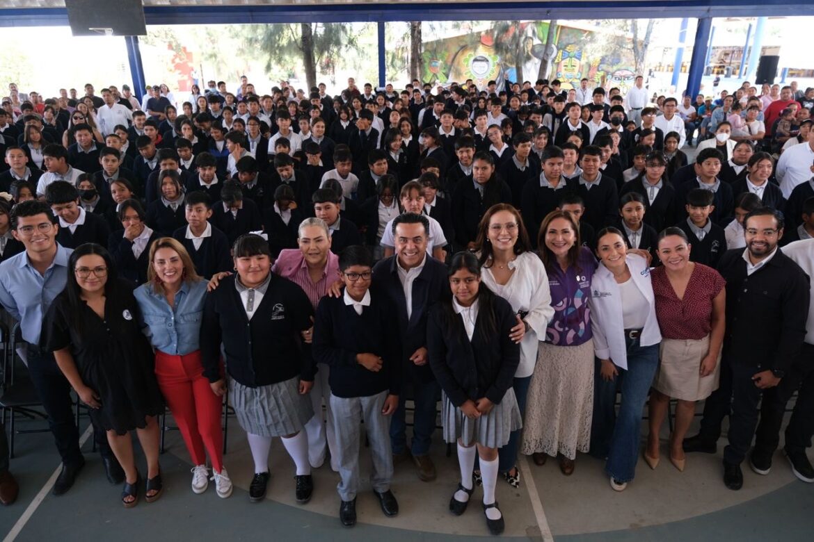 Familias queretanas reciben red de apoyo emocional